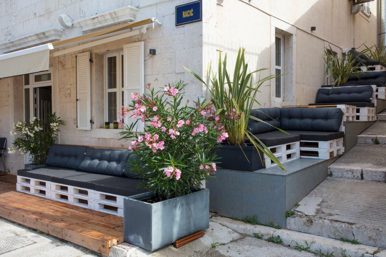 Olife Guesthouse Милна Екстериор снимка