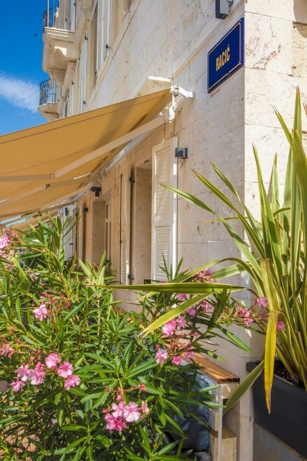 Olife Guesthouse Милна Екстериор снимка