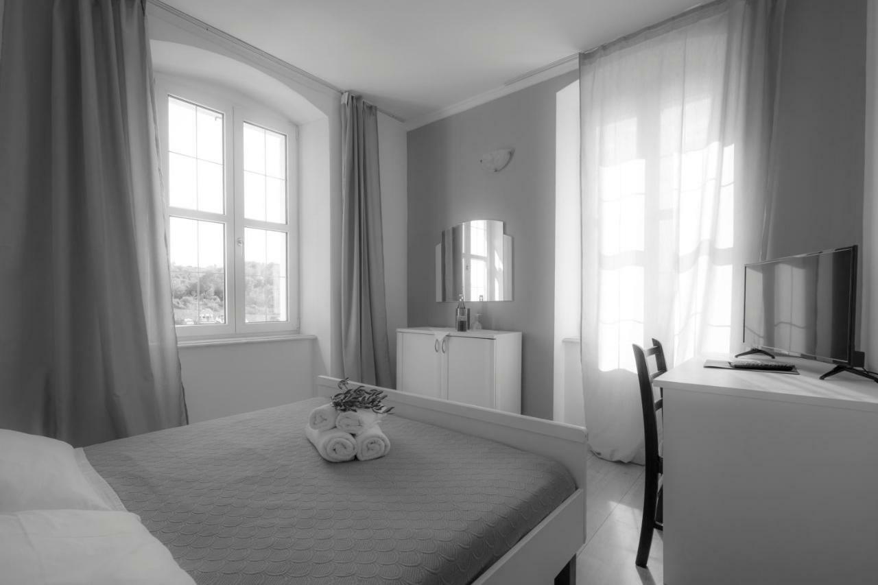 Olife Guesthouse Милна Екстериор снимка